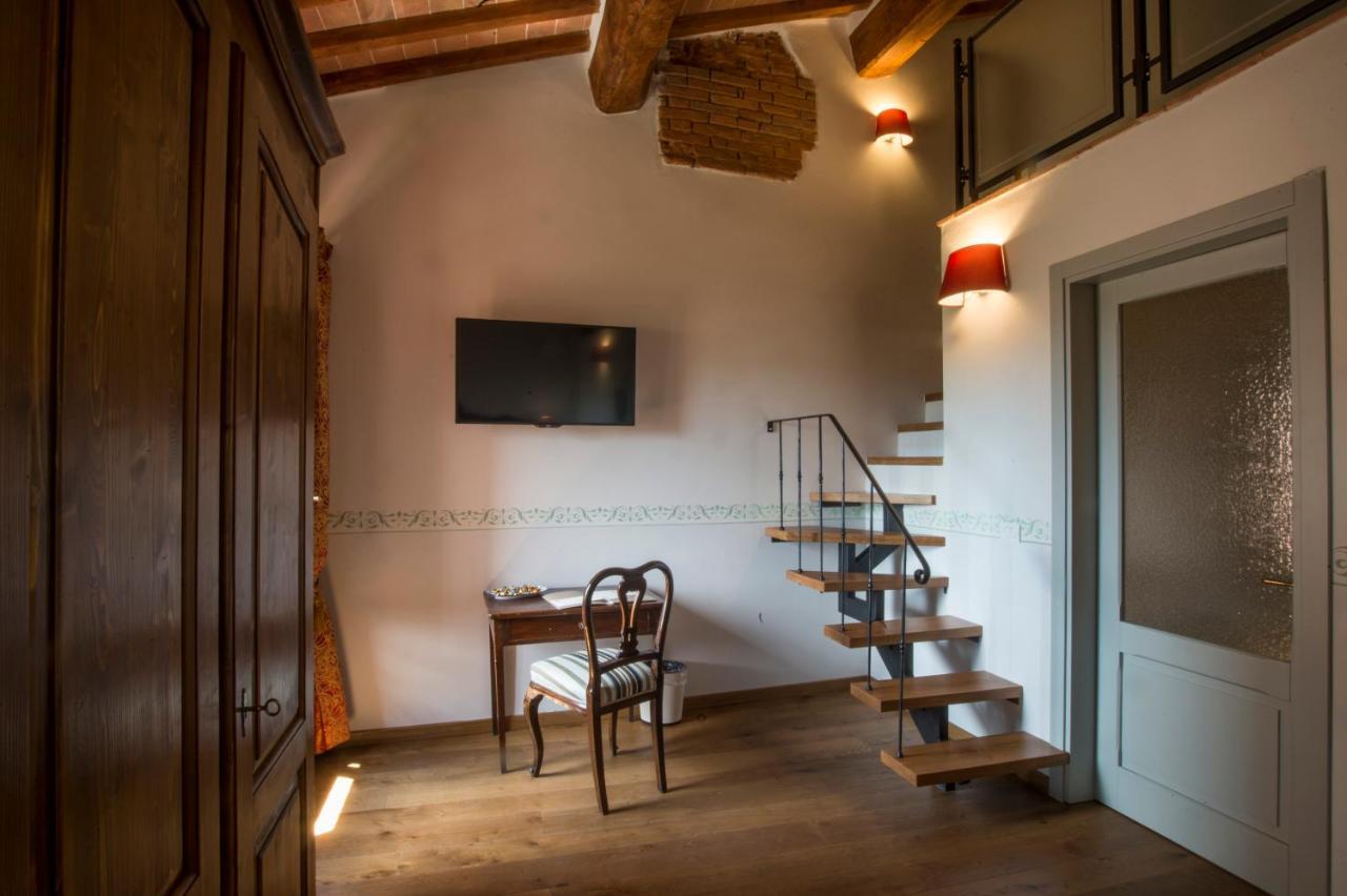 Отель Palazzo Pacini Колле-ди-Валь-д'Эльса Экстерьер фото